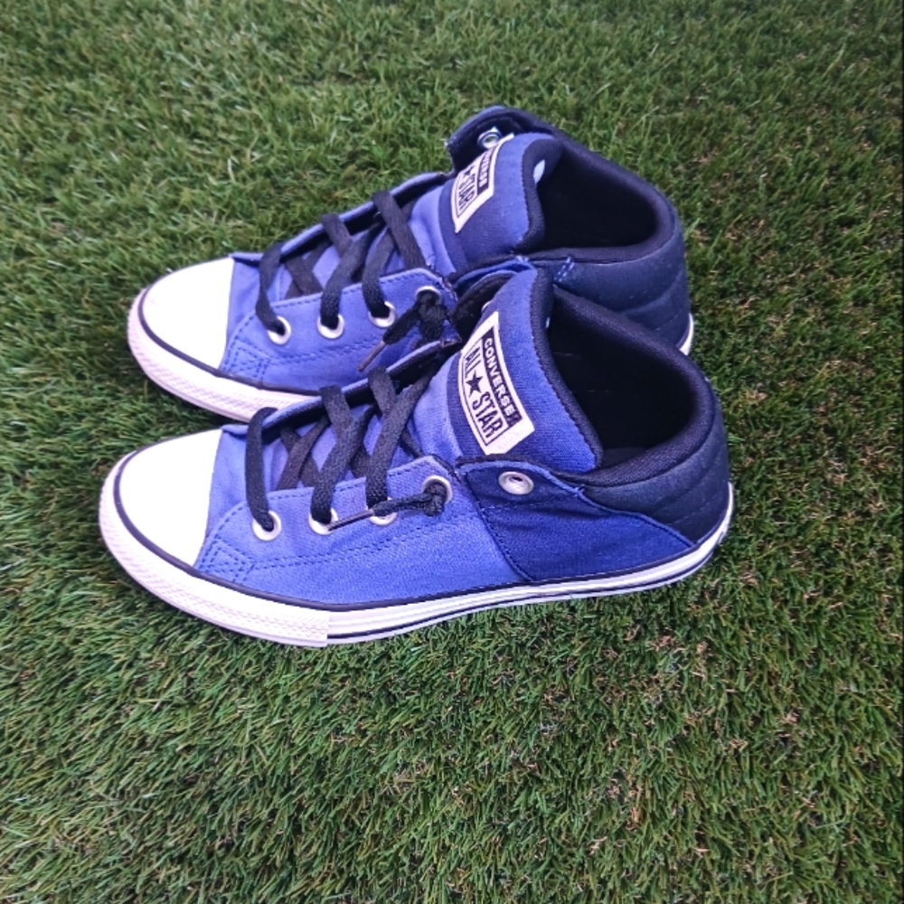 EUC! Boys Mid Converse